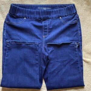 Chicos 1.5 (12) blue denim capris